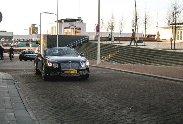 Bentley Continental GTC V8