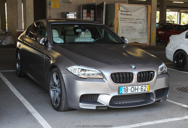 BMW M5 F10 2011