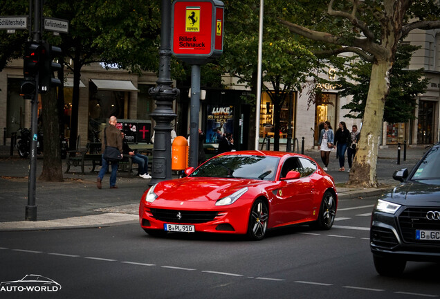 Ferrari FF