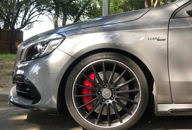 Mercedes-AMG A 45 W176 2015