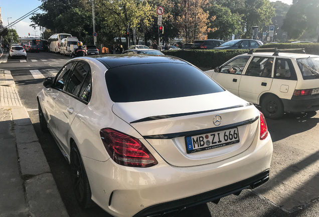 Mercedes-AMG C 63 S W205