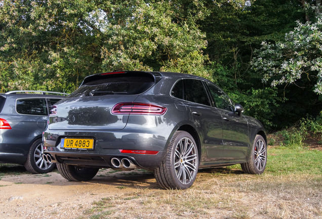 Porsche 95B Macan GTS