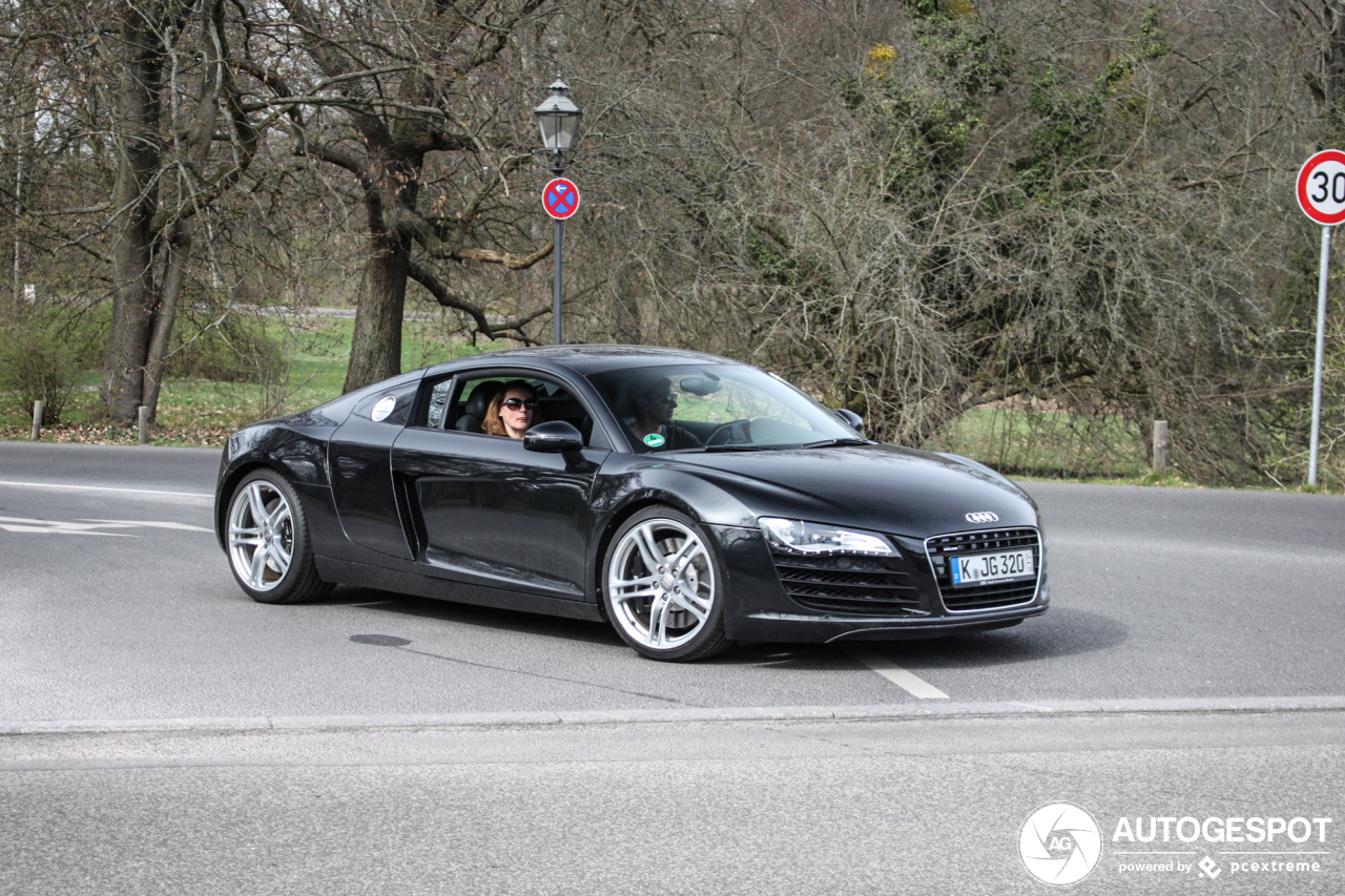 Audi R8