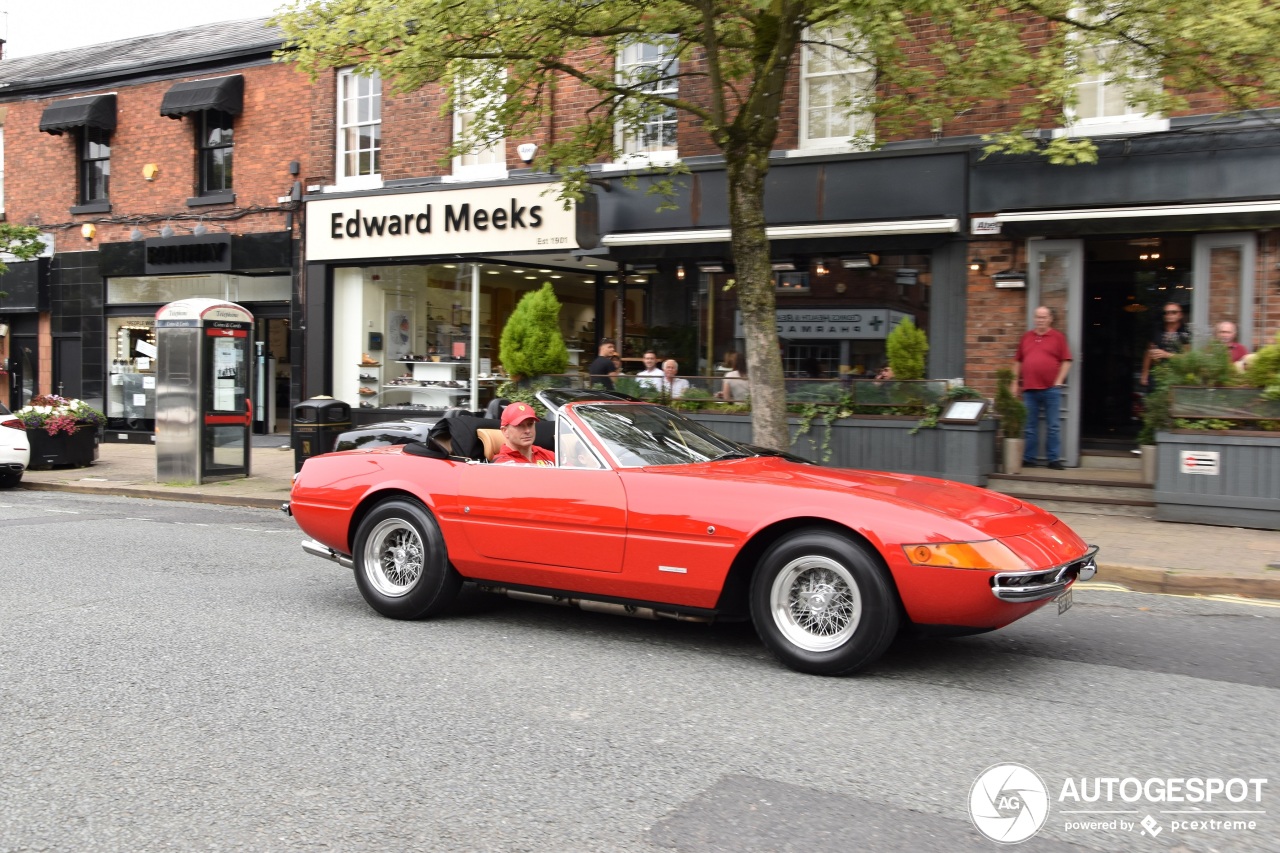 Ferrari 365 GTS/4 Daytona