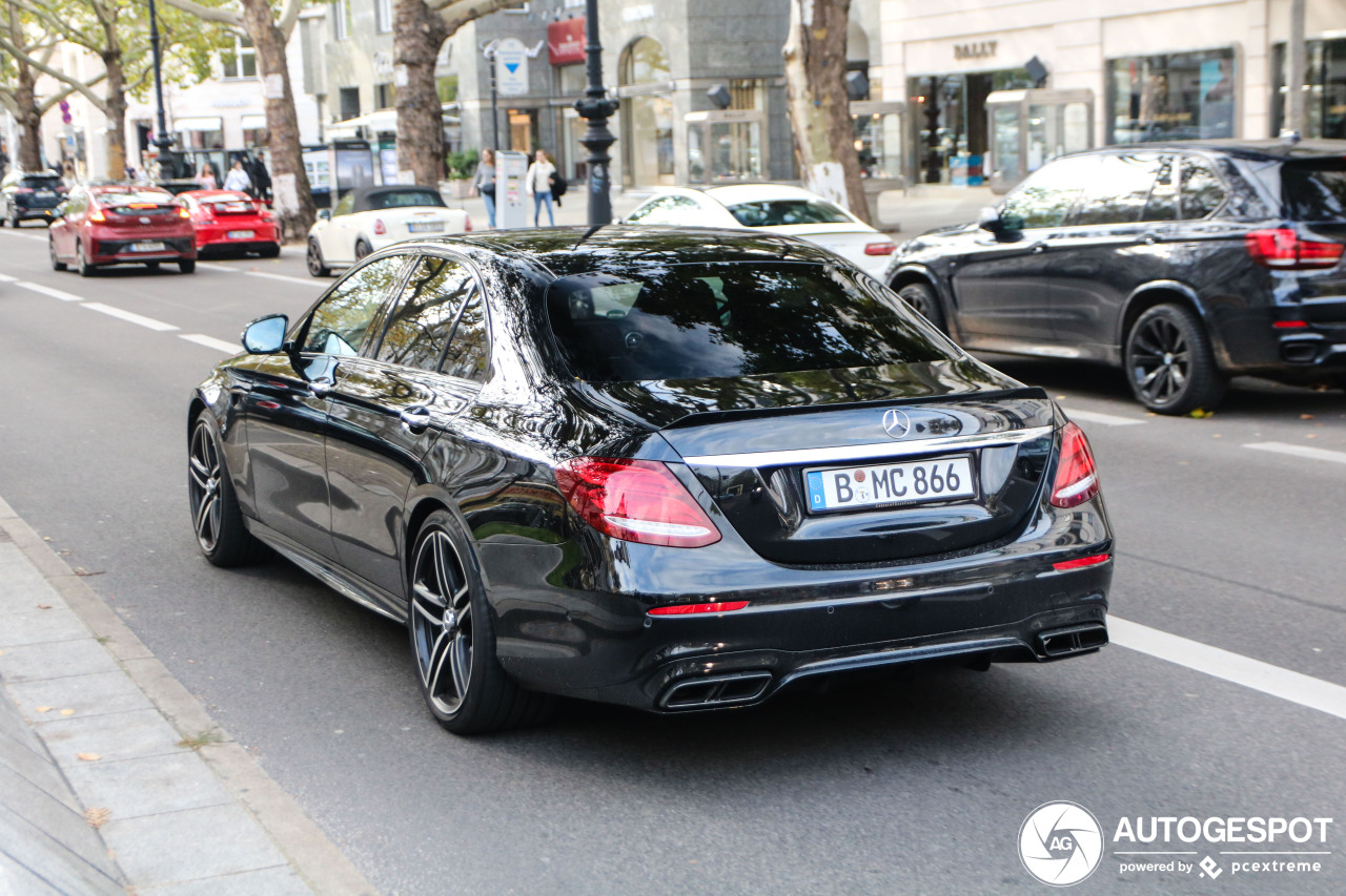 Mercedes-AMG E 63 S W213