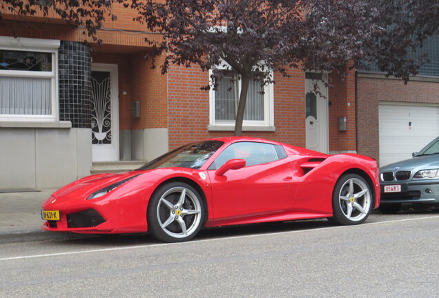 Ferrari 488 Spider