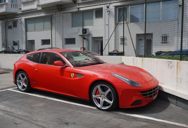 Ferrari FF