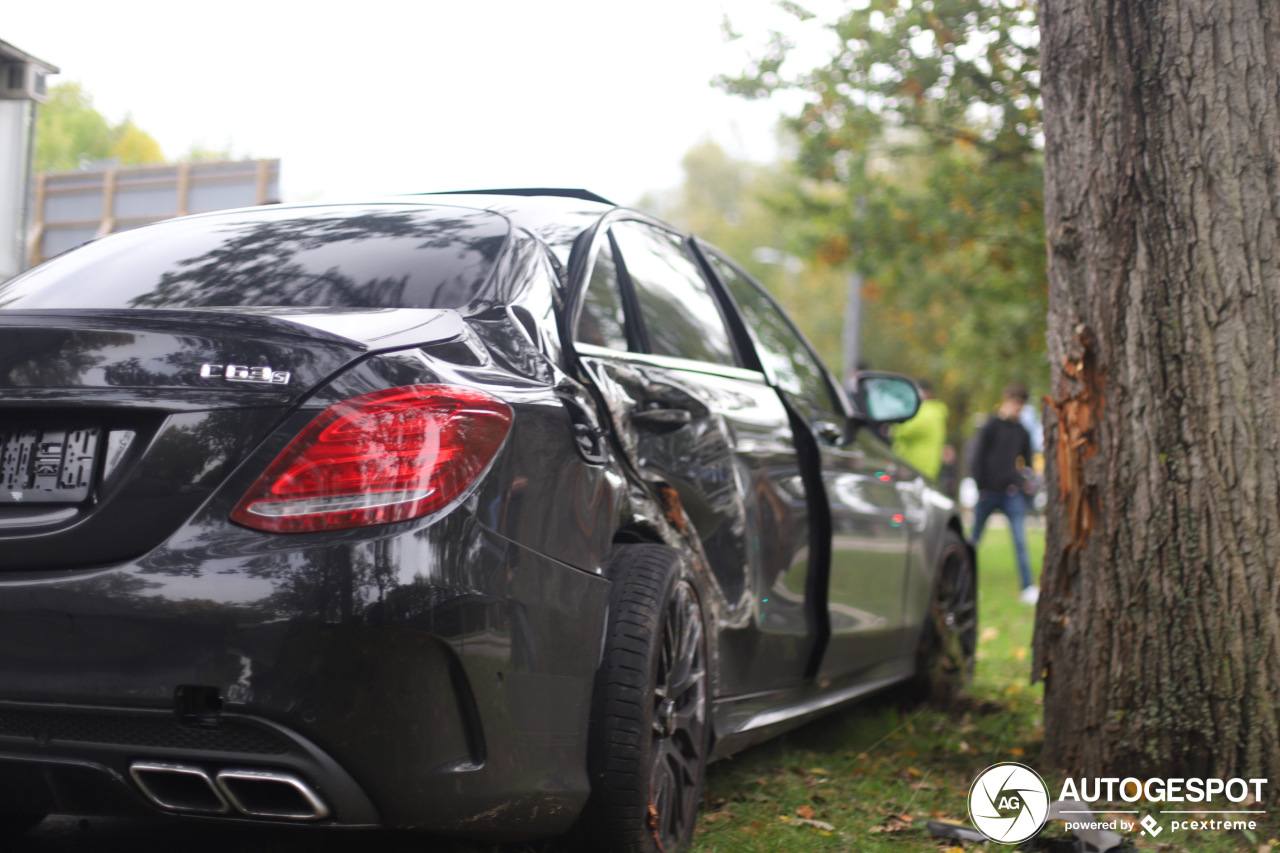 Mercedes-AMG C 63 S W205 Edition 1