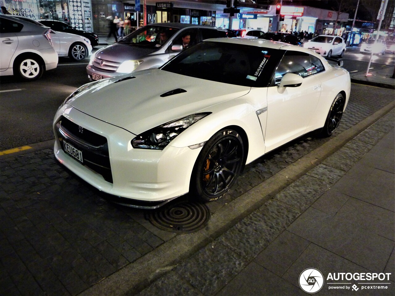 Nissan GT-R