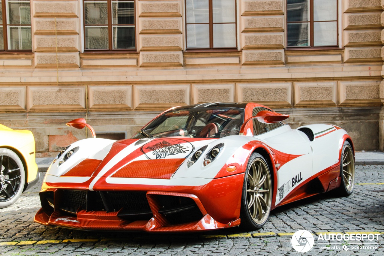 Pagani Huayra Lampo