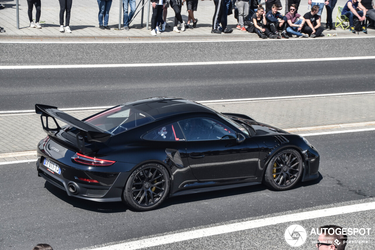 Porsche 991 GT2 RS Weissach Package