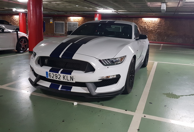 Ford Mustang Shelby GT350 2015