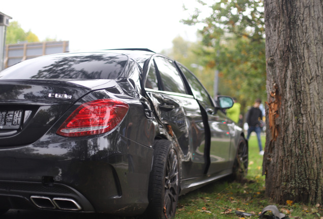 Mercedes-AMG C 63 S W205 Edition 1