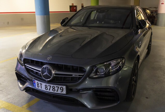 Mercedes-AMG E 63 S W213