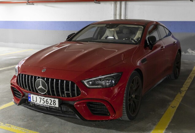 Mercedes-AMG GT 63 S X290