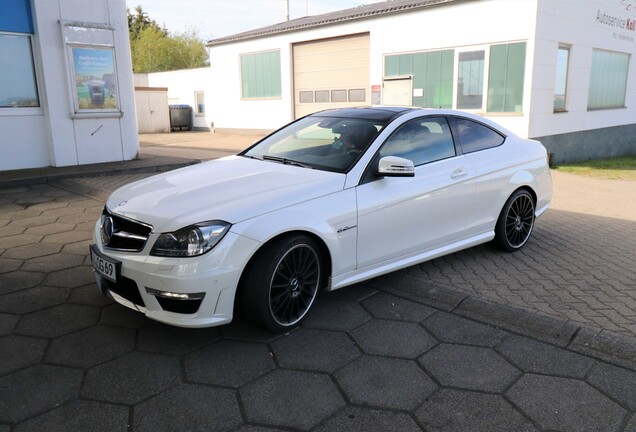 Mercedes-Benz C 63 AMG Coupé