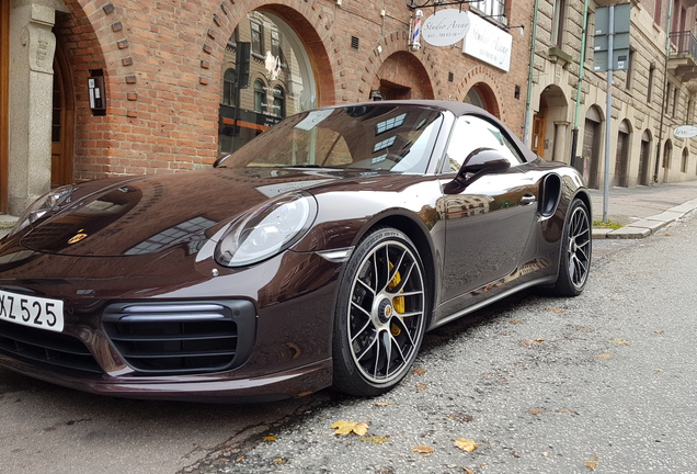 Porsche 991 Turbo S Cabriolet MkII