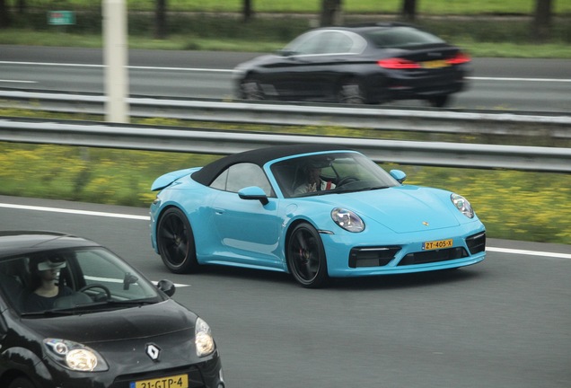 Porsche 992 Carrera 4S Cabriolet