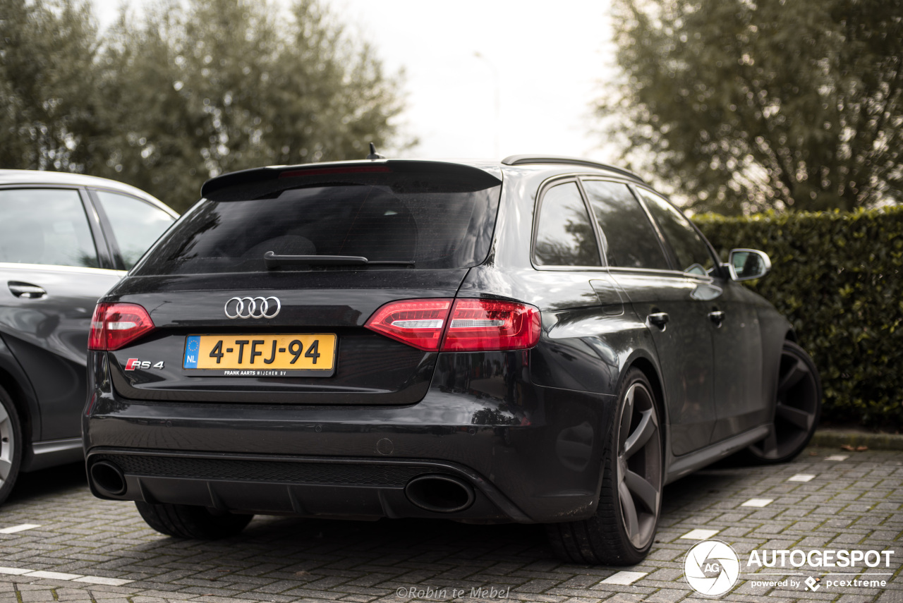 Audi RS4 Avant B8