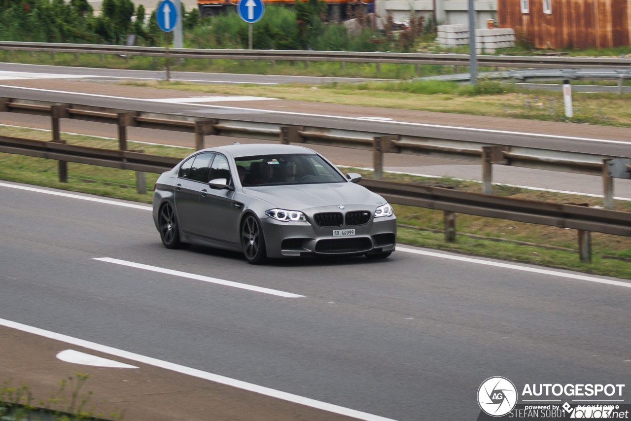 BMW M5 F10 30 Jahre Edition