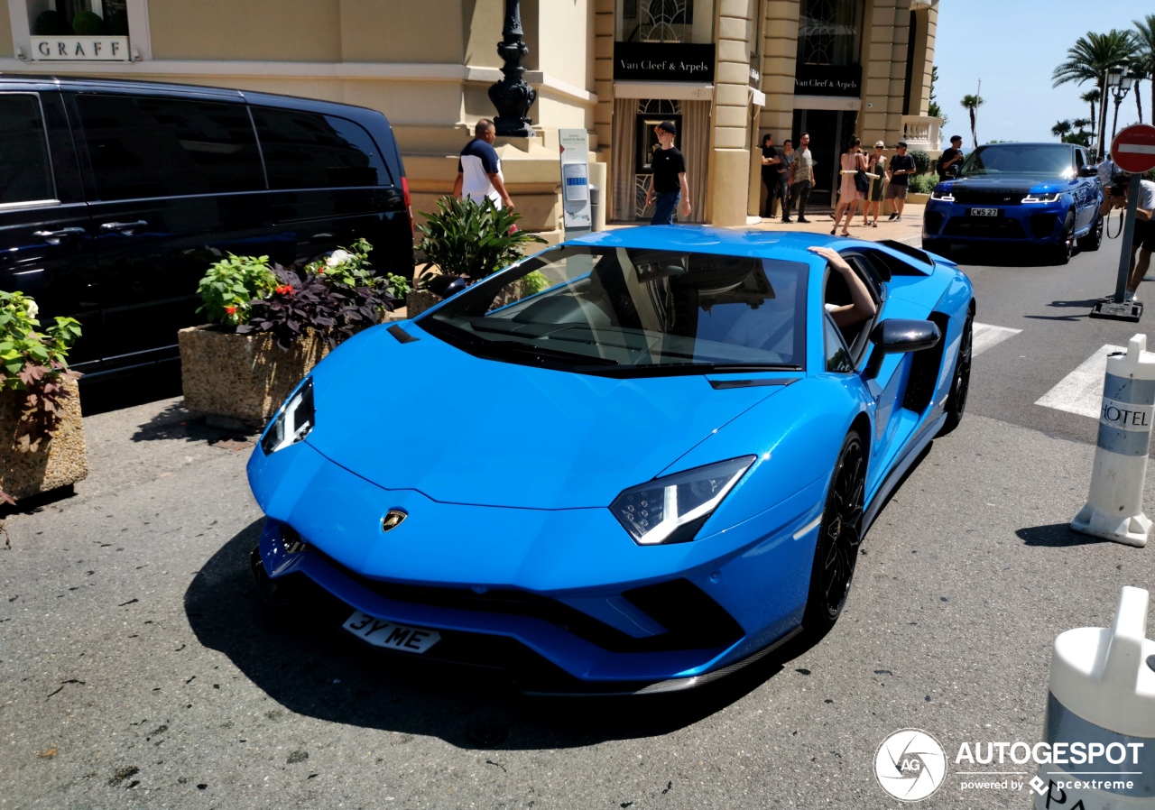 Lamborghini Aventador S LP740-4