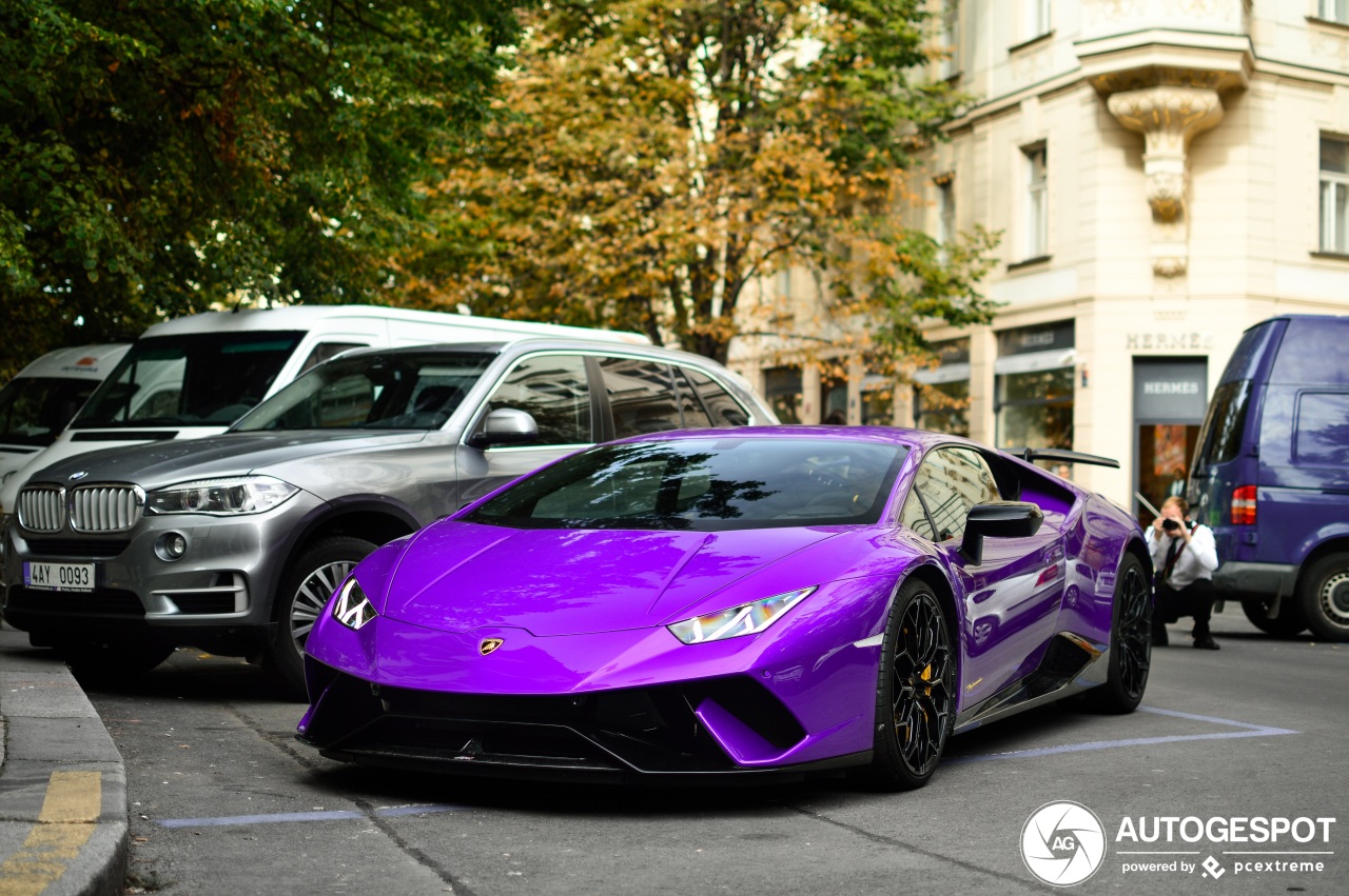 Lamborghini Huracán LP640-4 Performante