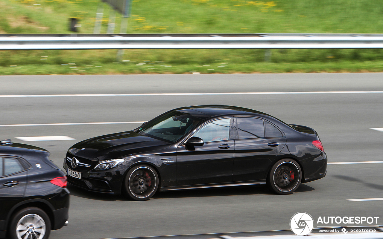 Mercedes-AMG C 63 S W205