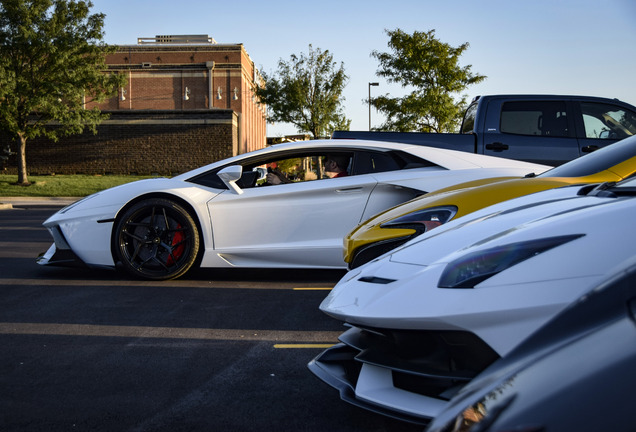 Lamborghini Aventador LP700-4