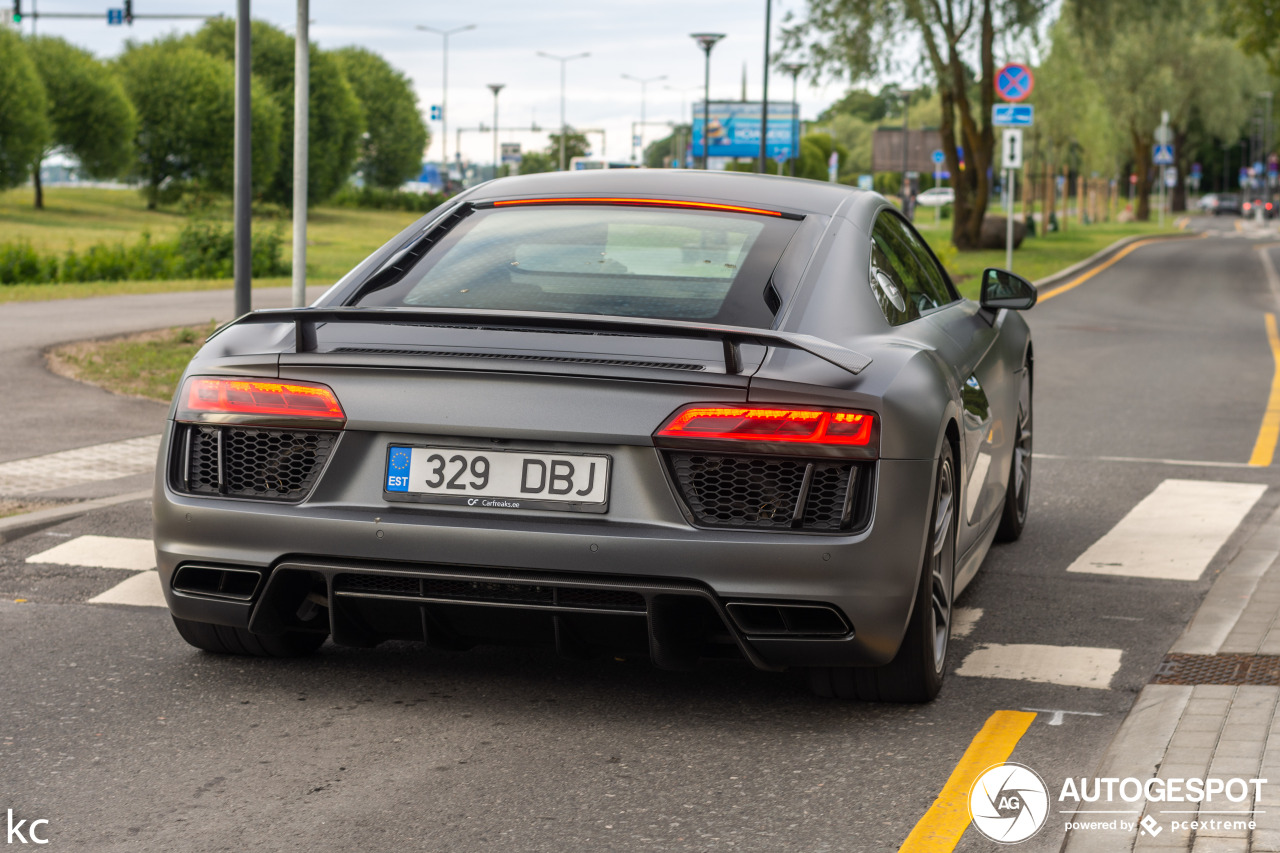 Audi R8 V10 Plus 2015