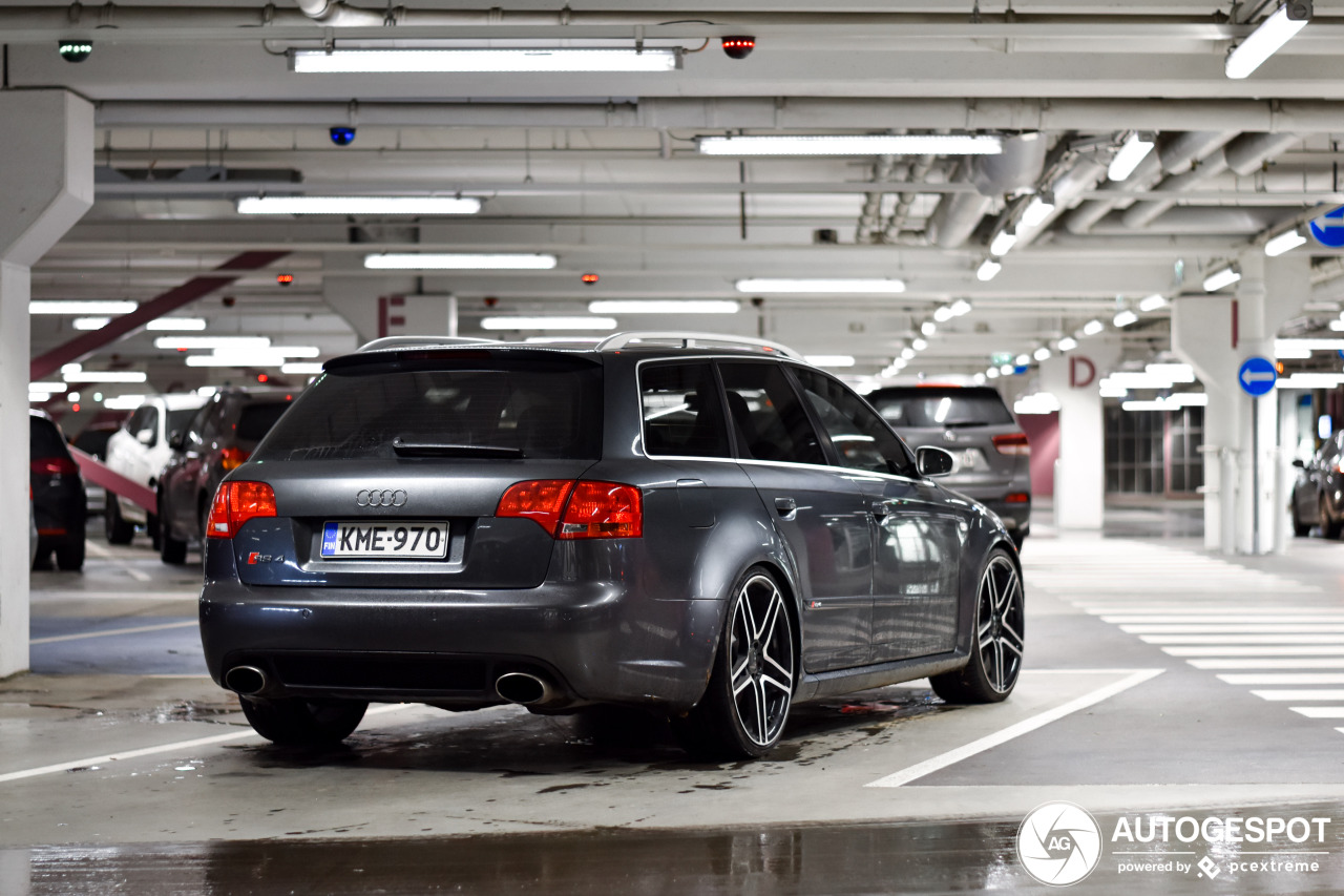 Audi RS4 Avant B7