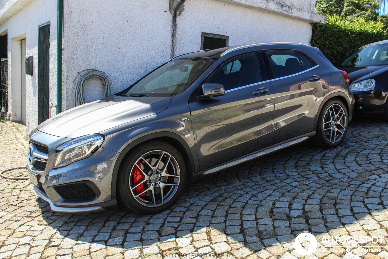 Mercedes-Benz GLA 45 AMG X156