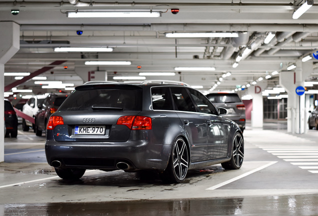 Audi RS4 Avant B7