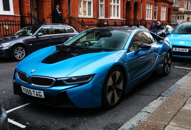 BMW i8