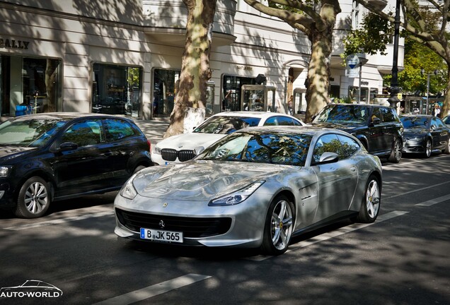 Ferrari GTC4Lusso