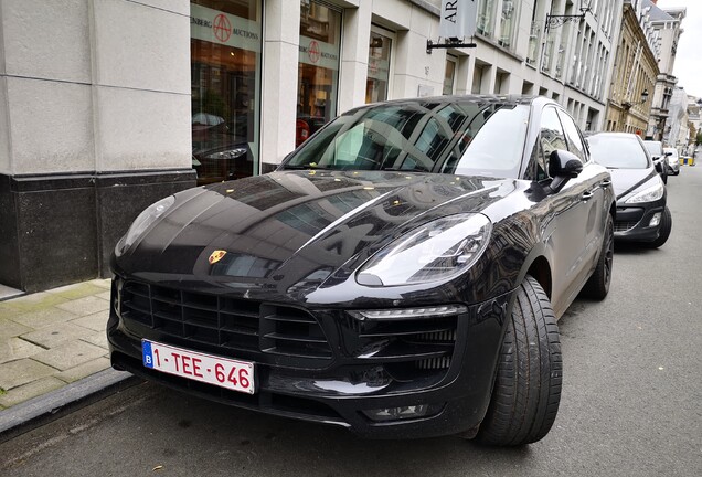 Porsche 95B Macan GTS