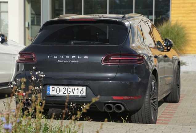 Porsche 95B Macan Turbo