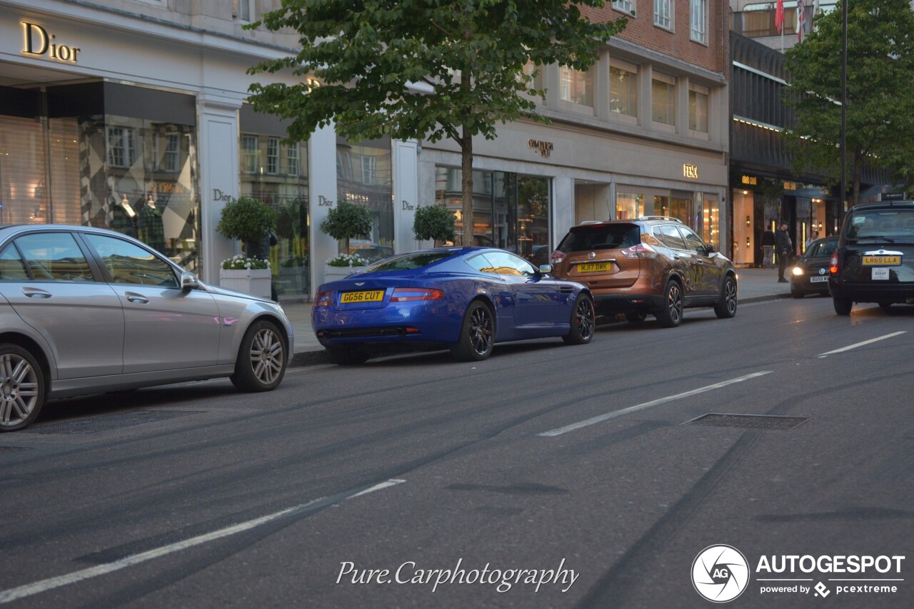 Aston Martin DB9