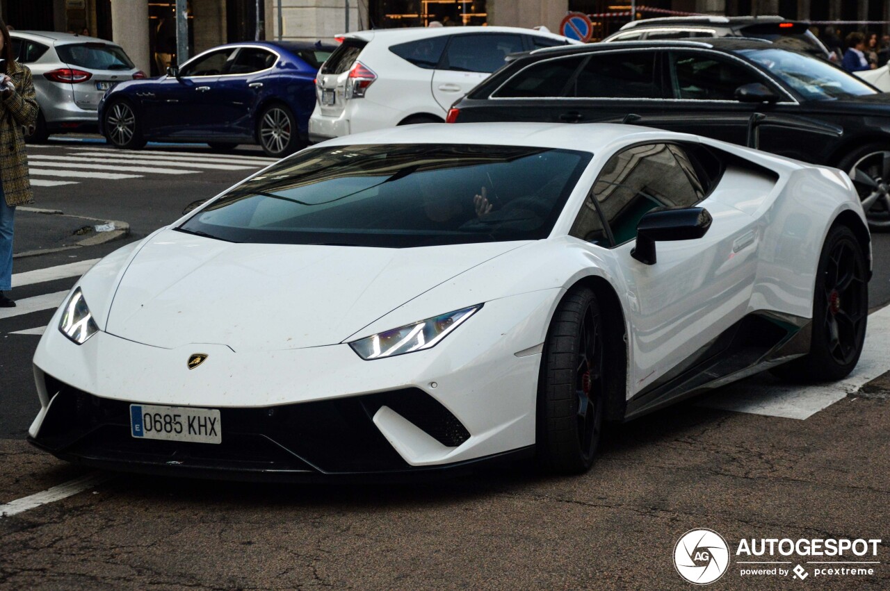 Lamborghini Huracán LP640-4 Performante