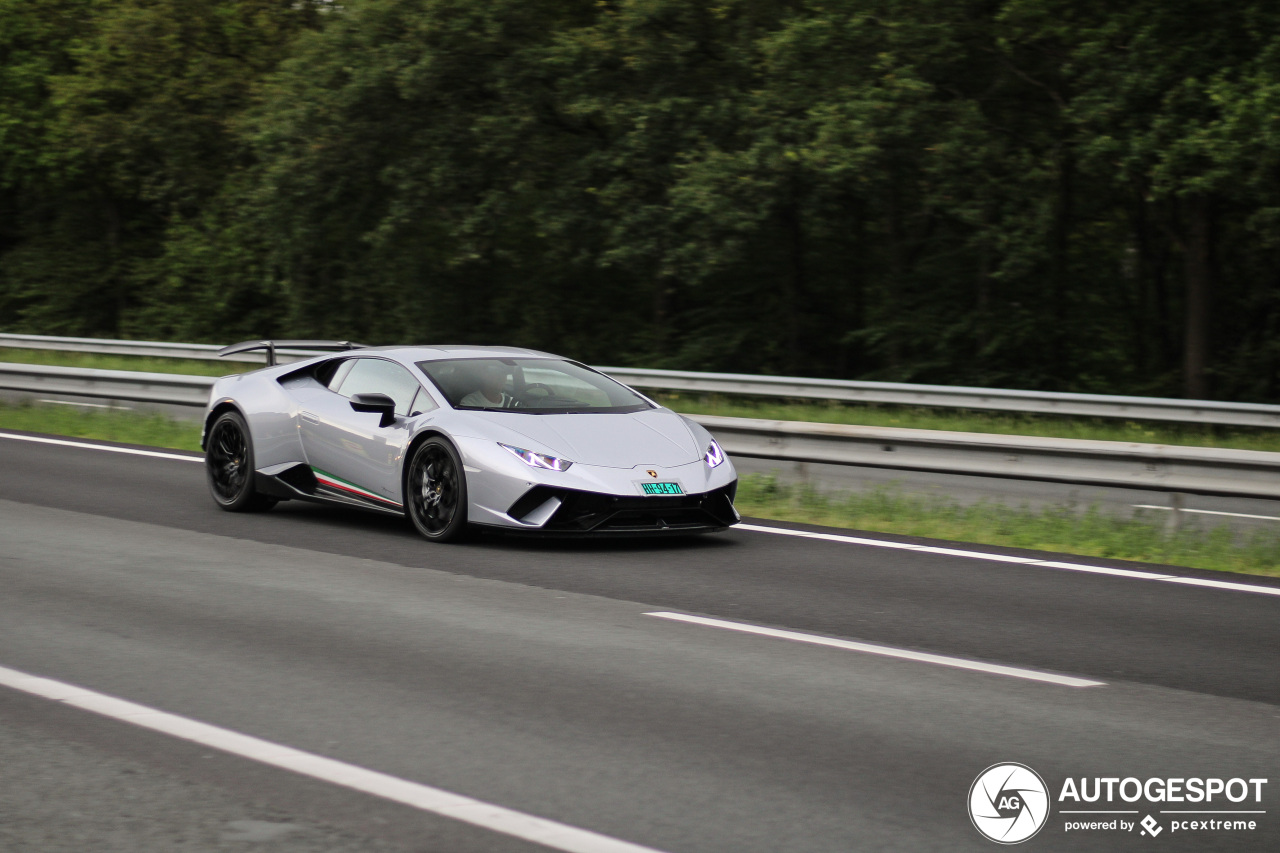 Lamborghini Huracán LP640-4 Performante