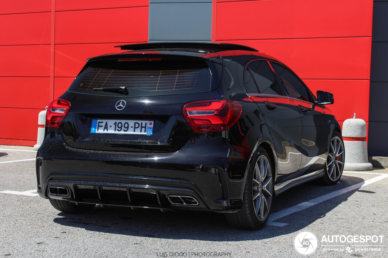 Mercedes-AMG A 45 W176 2015