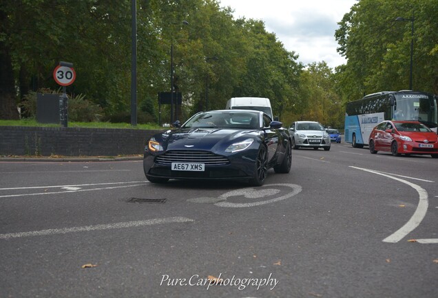 Aston Martin DB11