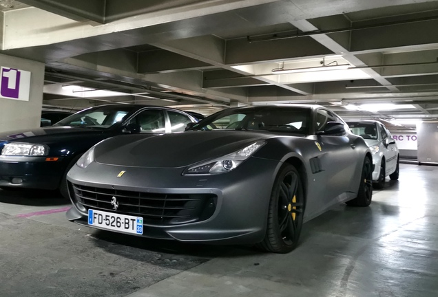 Ferrari GTC4Lusso