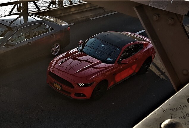 Ford Mustang GT 2015