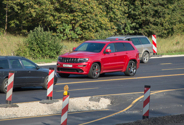 Jeep Grand Cherokee SRT 2014 Red Vapor Edition