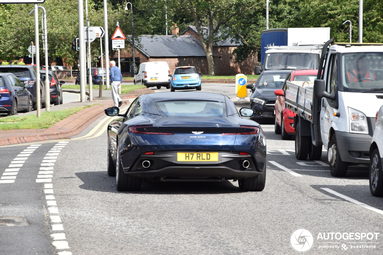 Aston Martin DB11 V8