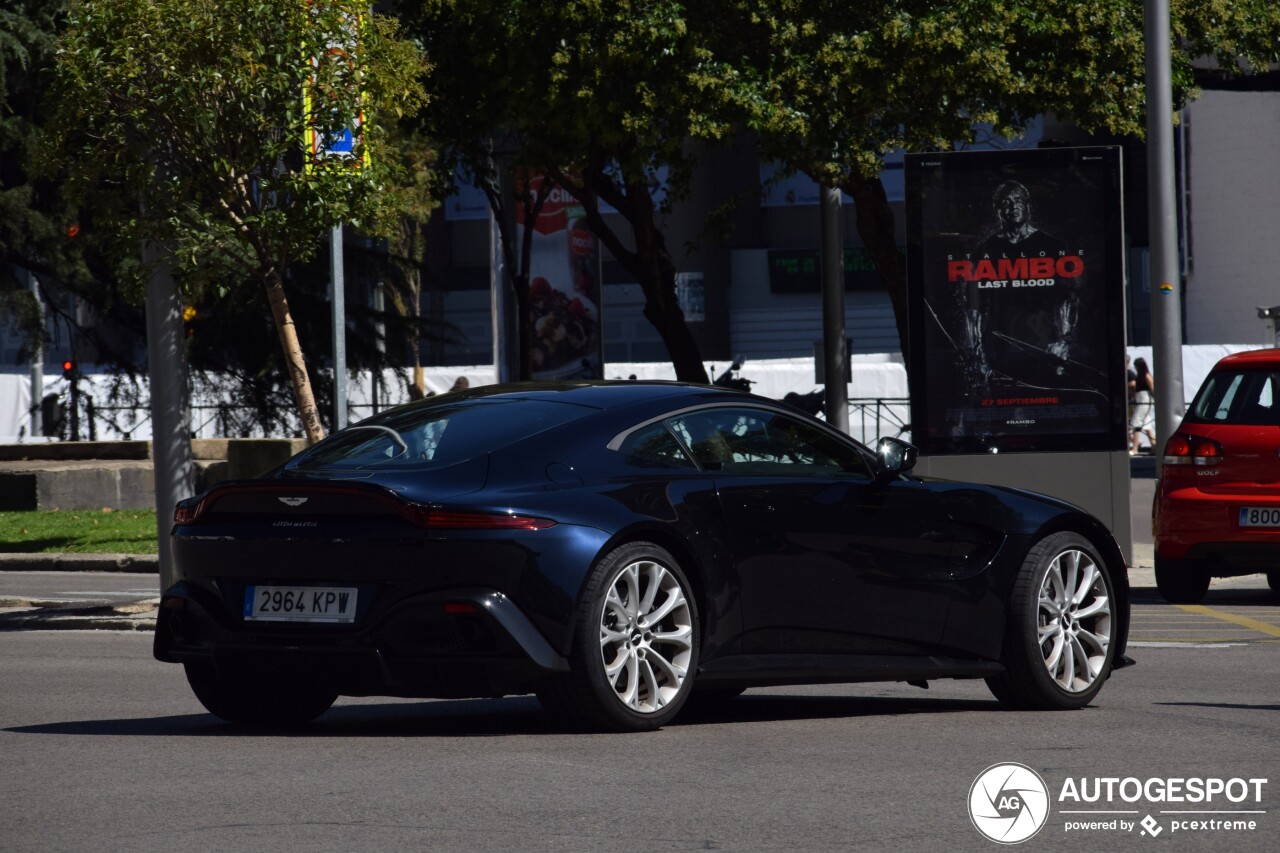 Aston Martin V8 Vantage 2018