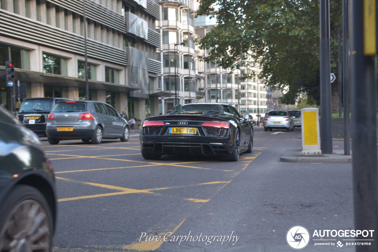 Audi R8 V10 Spyder 2016