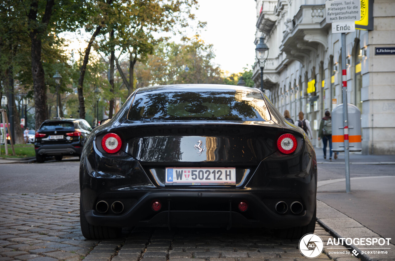 Ferrari FF