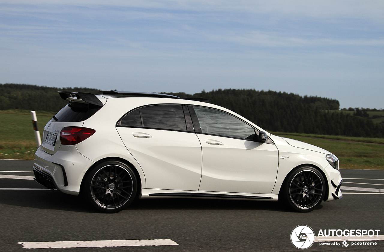 Mercedes-AMG A 45 W176 2015