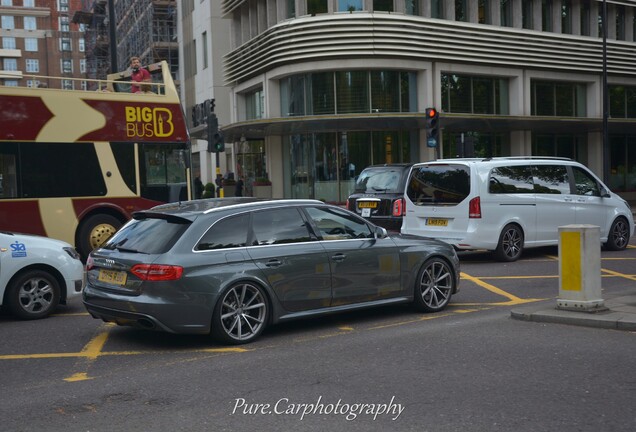 Audi RS4 Avant B8